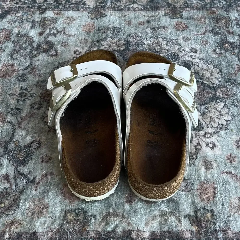 Birkenstock Arizona Kids White Sandals / EU 29 US Kids 11 11.5 / Gold Buckle
